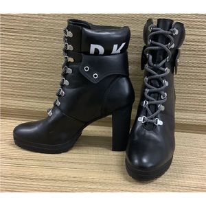 DKNY Logo Boots Women Size 11 Black Chunky Block Heel K4982241